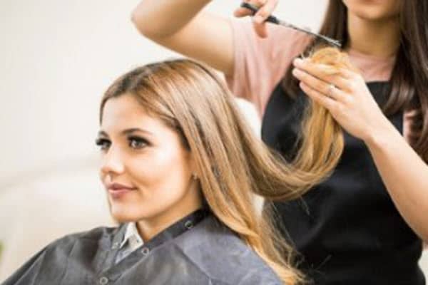 لوگوی مجموعه زیبایی آموزشی بتی | سالن کارا