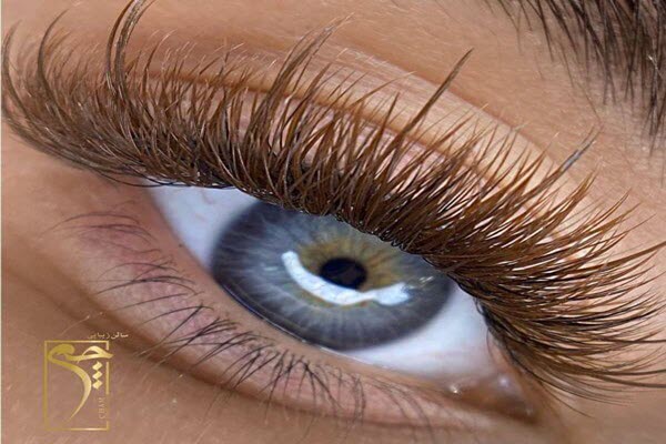 لوگوی مرکز تخصصی اکستنشن مژه چم | سالن کارا 