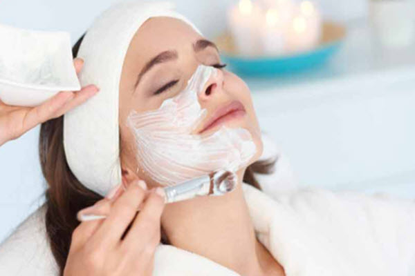لوگوی سالن زیبایی ستایش