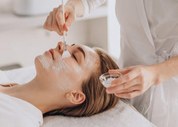 لوگوی کلینیک فوق تخصصی دکتر نیلفروش زاده